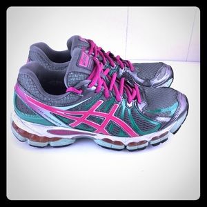 ASICS Gel Nimbus 15 sz 9.5